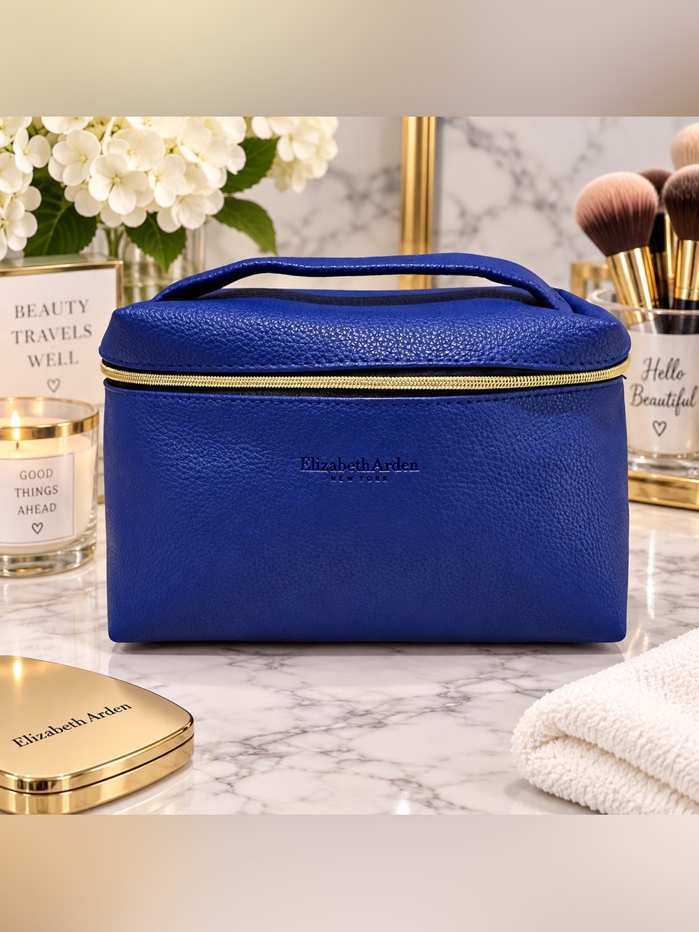 Elizabeth Arden Cobalt Blue Faux Pebble-Leather Cosmetic Train Case 💙✨